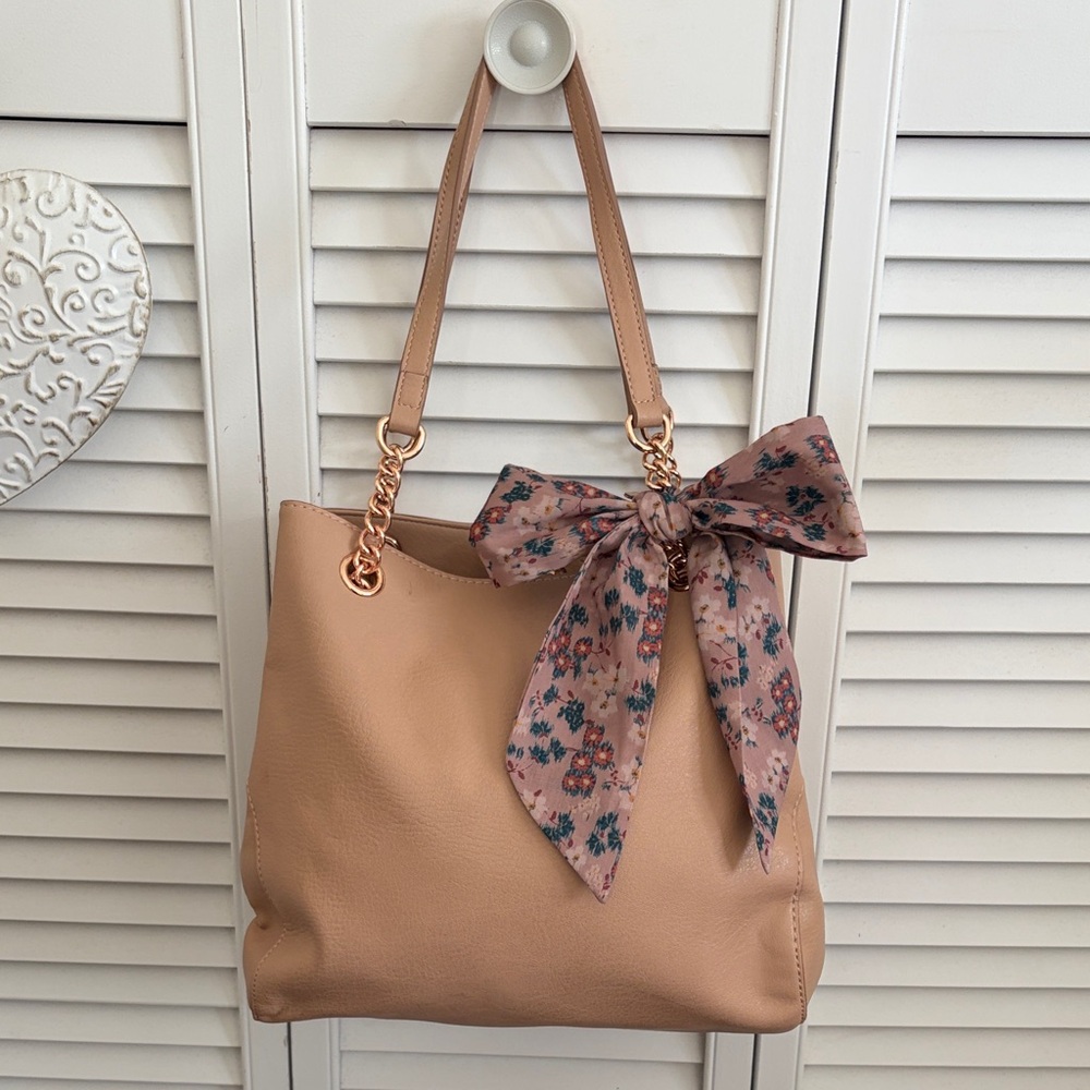 Lauren Conrad Purse